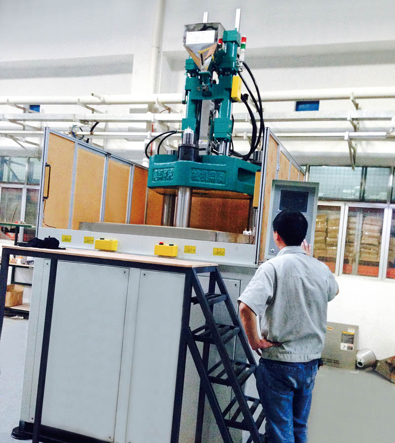 立式注塑機在注塑機行業(yè)中有什么影響呢?